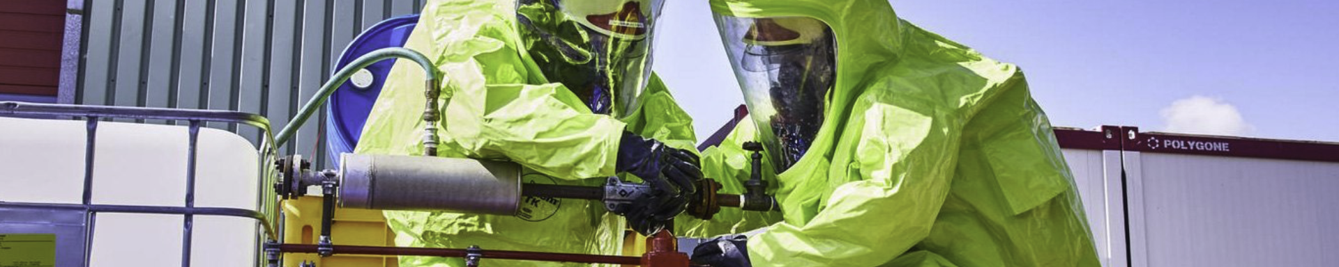 Chemical Resistant Coveralls | GarageAndFab.com | Munro Industries gf-10010302301701