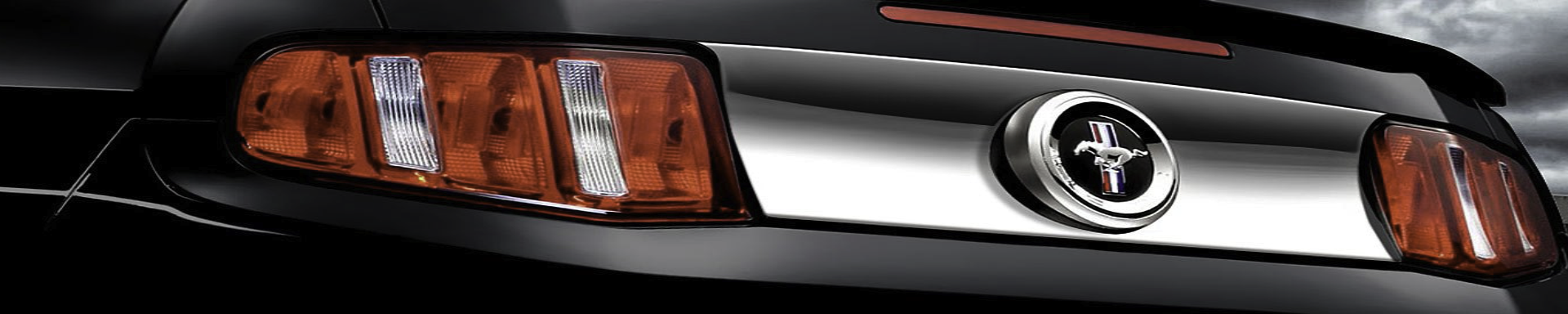 Chrome Trunk Trim | GarageAndFab.com | Munro Industries gf-100103040824