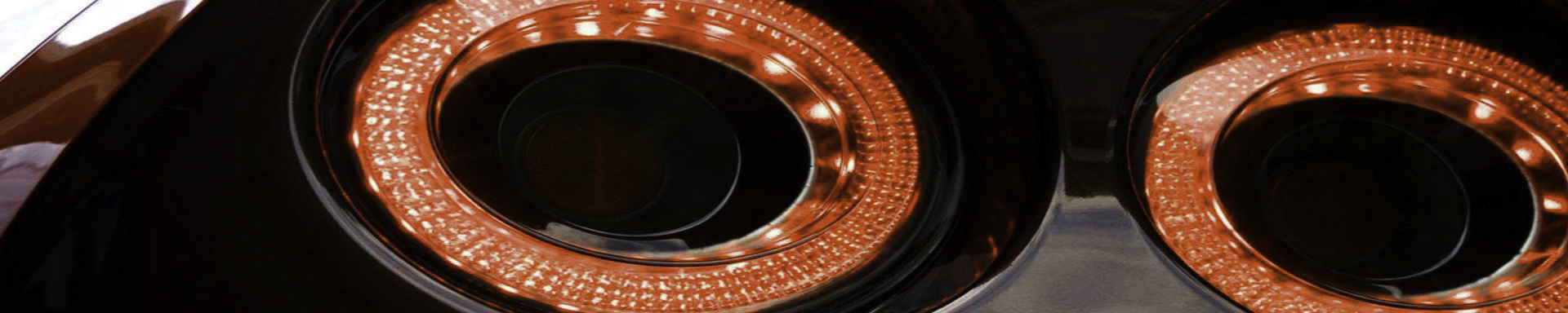 Custom & Factory Tail Lights | GarageAndFab.com | Munro Industries gf-1001030609