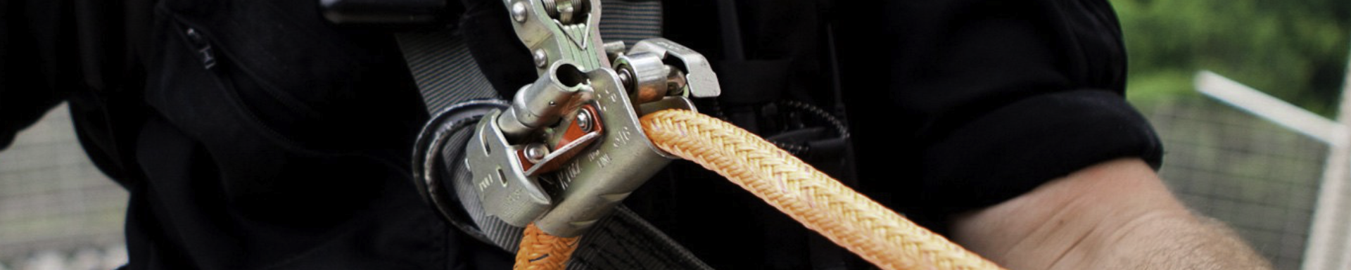 Fall Rescue Devices | GarageAndFab.com | Munro Industries gf-10010302300302