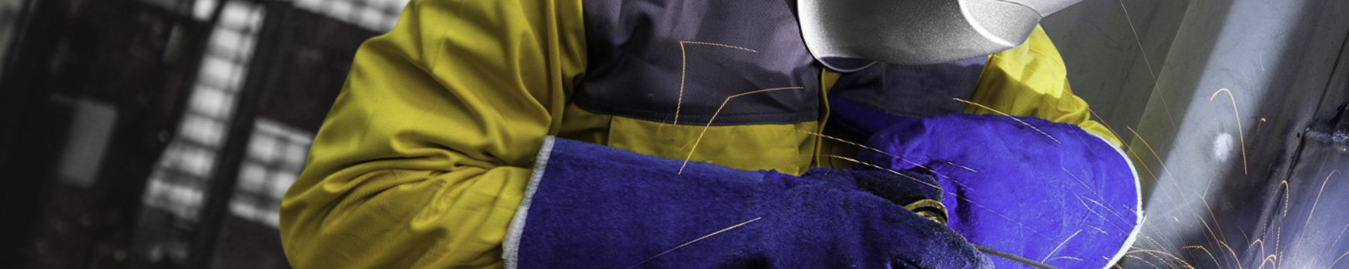 Flame Resistant Overalls & Coveralls | GarageAndFab.com | Munro Industries gf-10010302300505