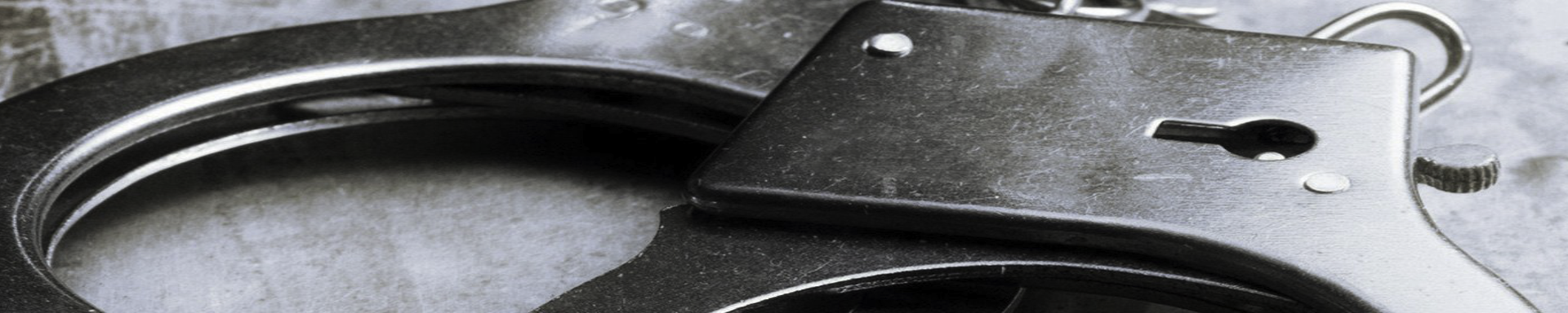 Handcuffs | GarageAndFab.com | Munro Industries gf-10010309011505