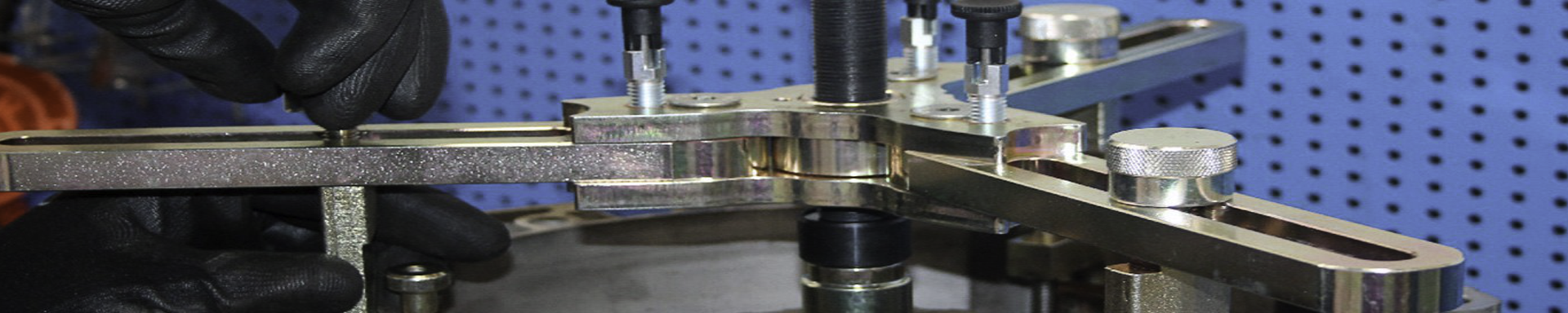 Manual Transmission Service Tools | GarageAndFab.com | Munro Industries gf-100103022705