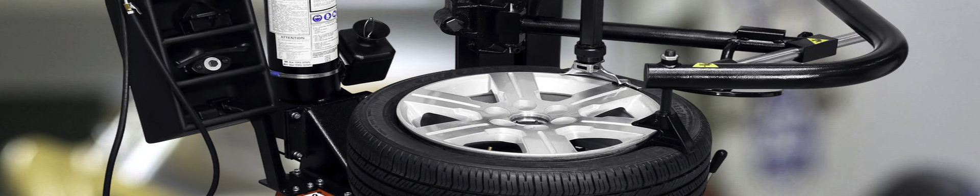 Tire Spreaders | GarageAndFab.com | Munro Industries gf-100103081212