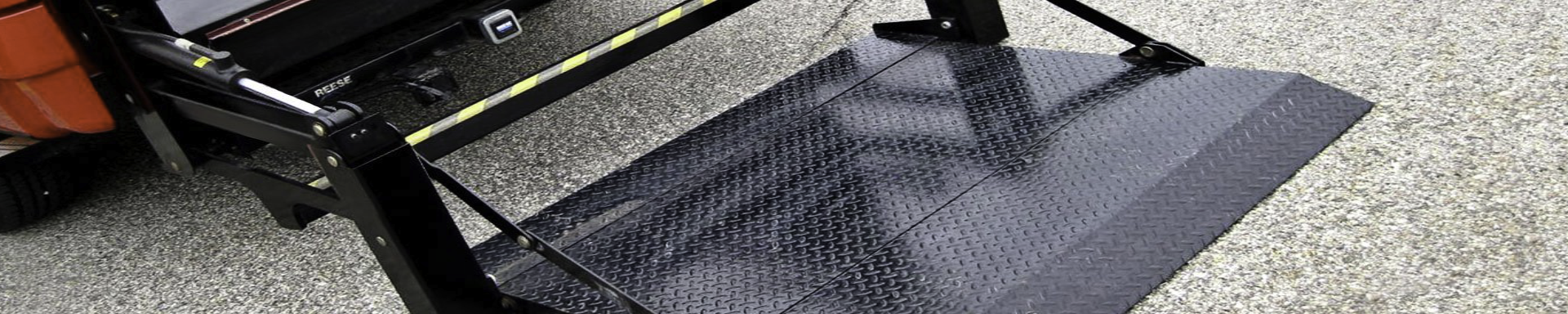 Truck Lift Gates | GarageAndFab.com | Munro Industries gf-10010309062428