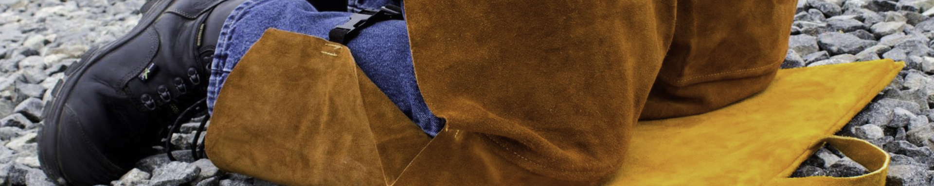 Welding Foot/Leg Protection | GarageAndFab.com | Munro Industries gf-10010302300508