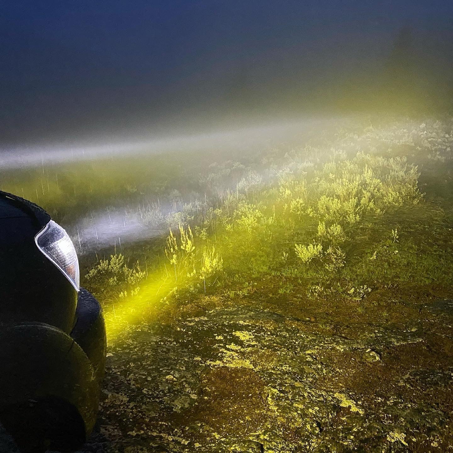 Vivid 11301 FNG SAE Fog Light Kit Jeep JK Amber 07-18 | GarageAndFab.com