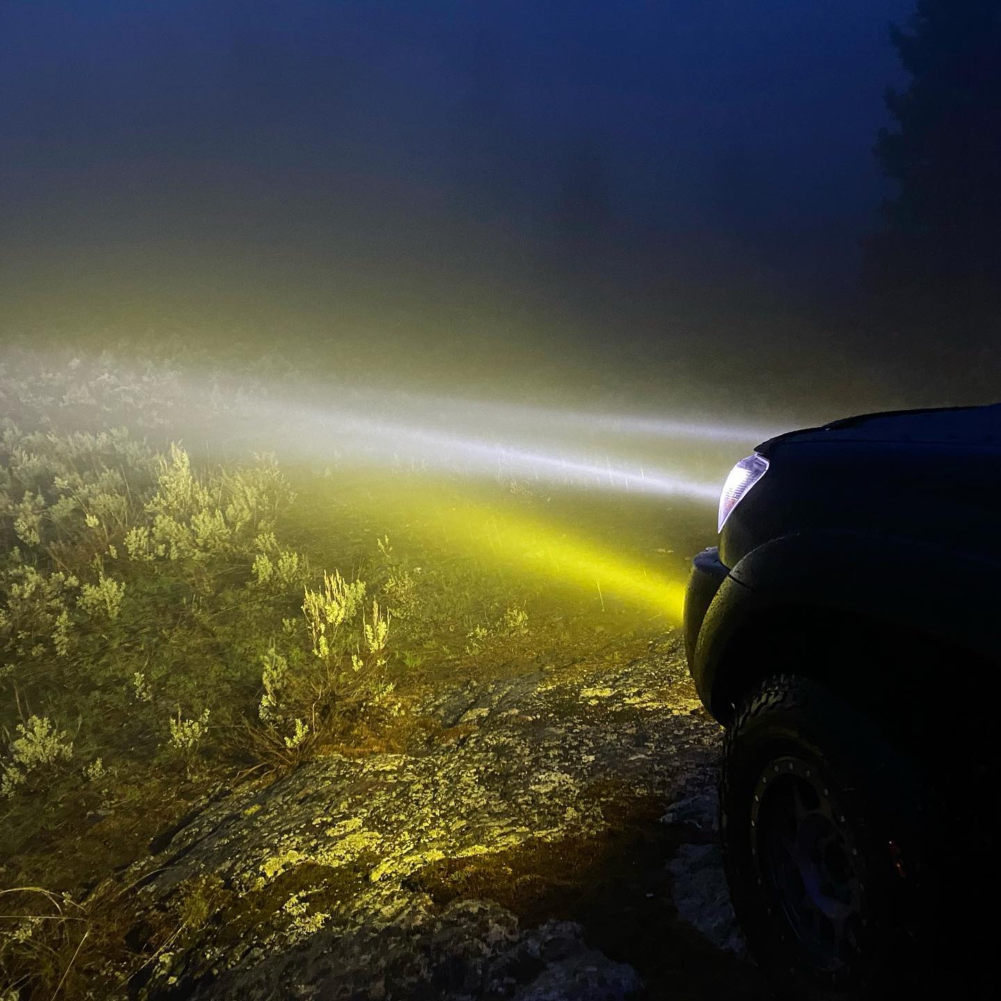 Vivid 11301 FNG SAE Fog Light Kit Jeep JK Amber 07-18 | GarageAndFab.com