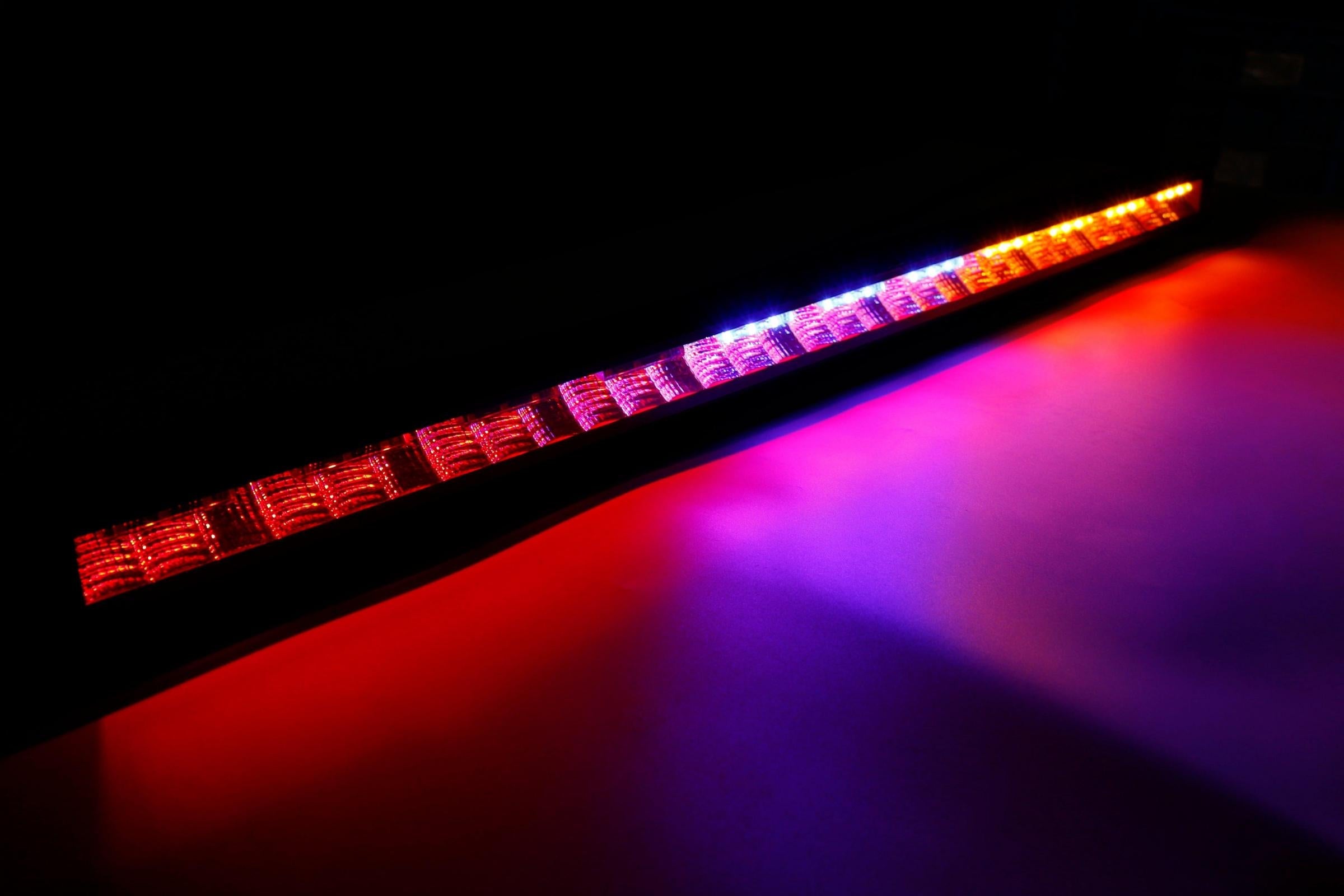 Vivid 18002 32 Inch Chase Bar+8 Port Controller | GarageAndFab.com