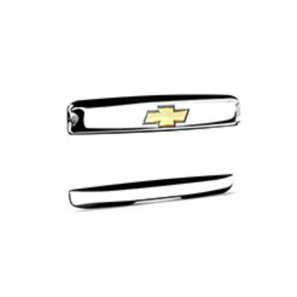 Chrome Rear Hatch Trim | GarageAndFab.com | Munro Industries gf-100103040818