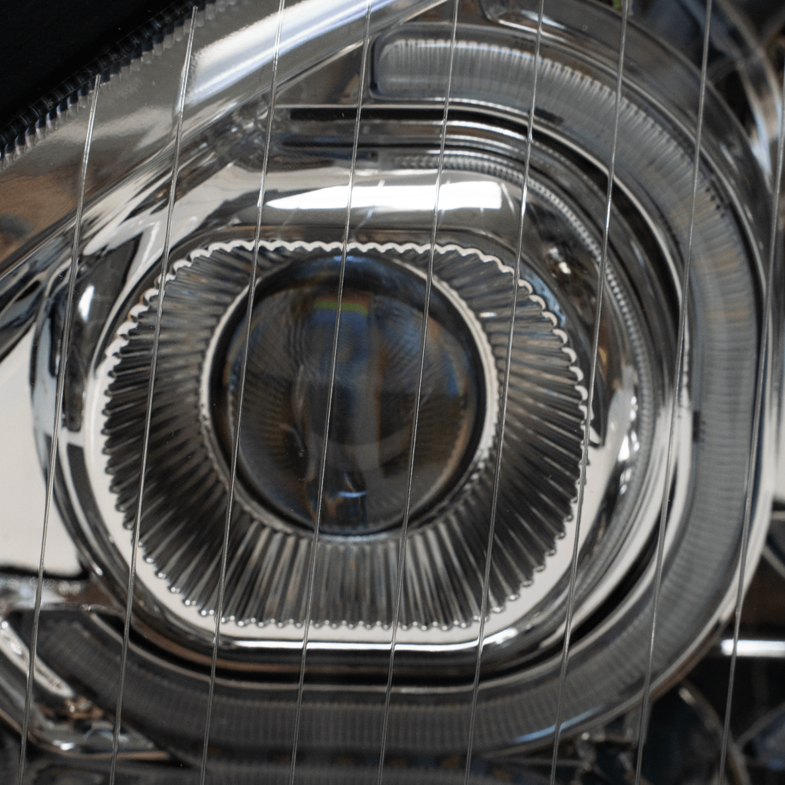 Vivid FREG02 Brilliant Series Freightliner Columbia Led Headlight Chrome Passenger 01-20 | GarageAndFab.com