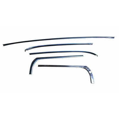 Goodmark Industries WINDSHIELD REVEAL MOLDING (REAR) - GMK4011715662S | GarageAndFab.com