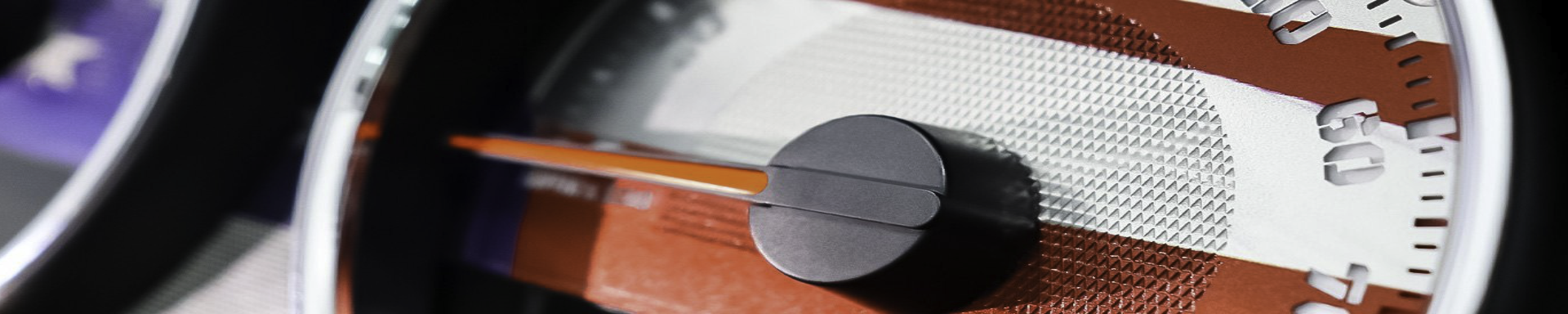 Gauges & Dashboards | GarageAndFab.com | Munro Industries gf-1001030505