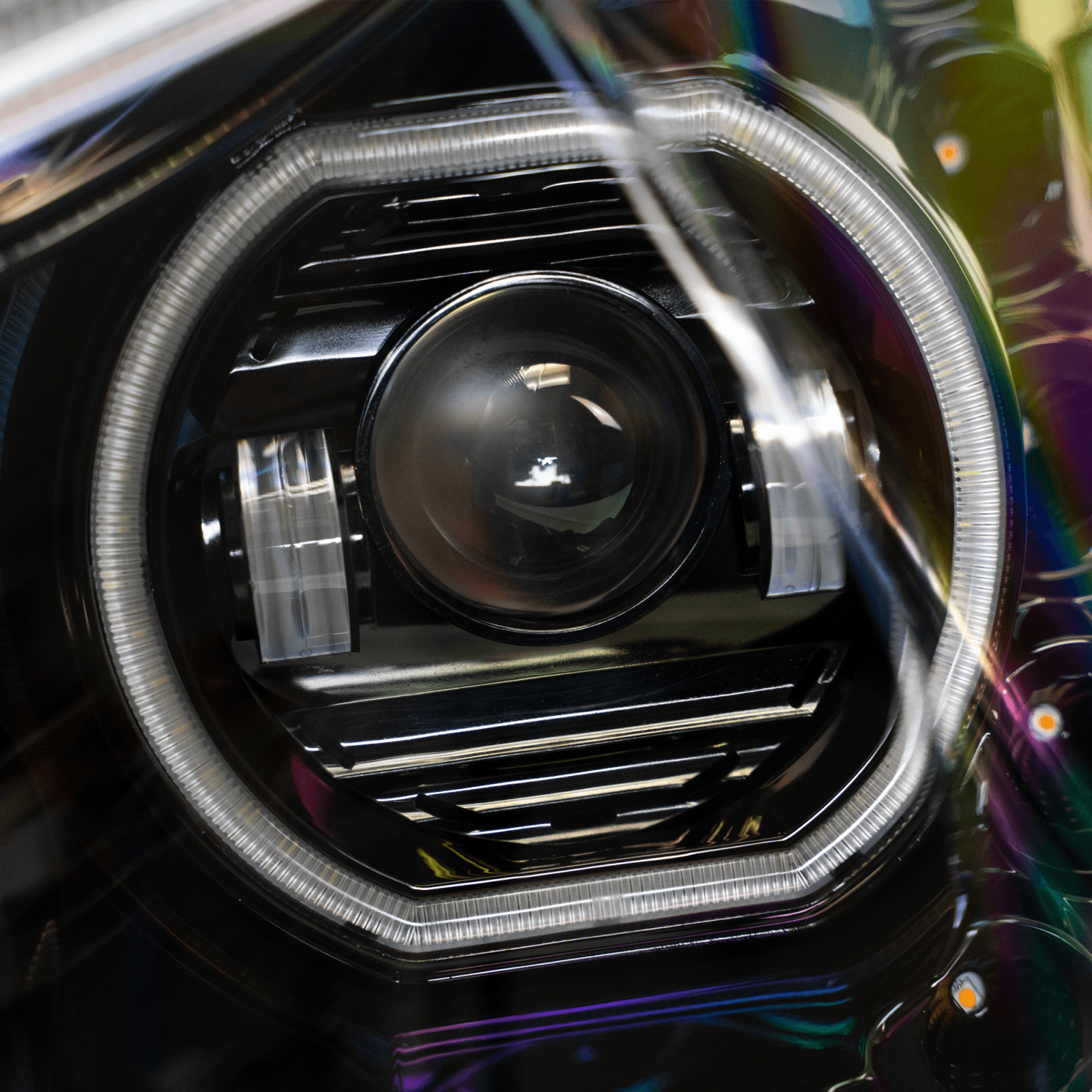 Vivid KENW-T680D Kenworth T680 Projector Led Headlights Driver 2012-2021 | GarageAndFab.com