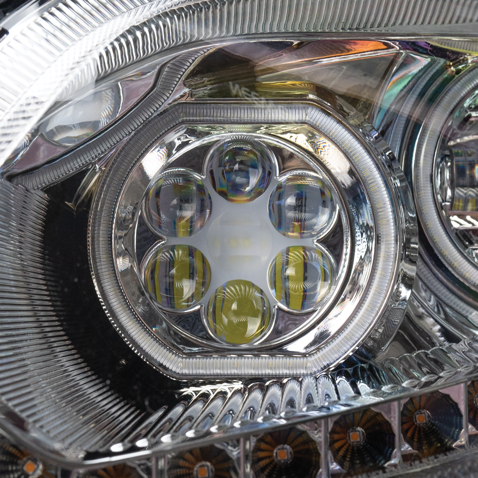 Vivid LT-P Brilliant Series International Lt Passenger | GarageAndFab.com