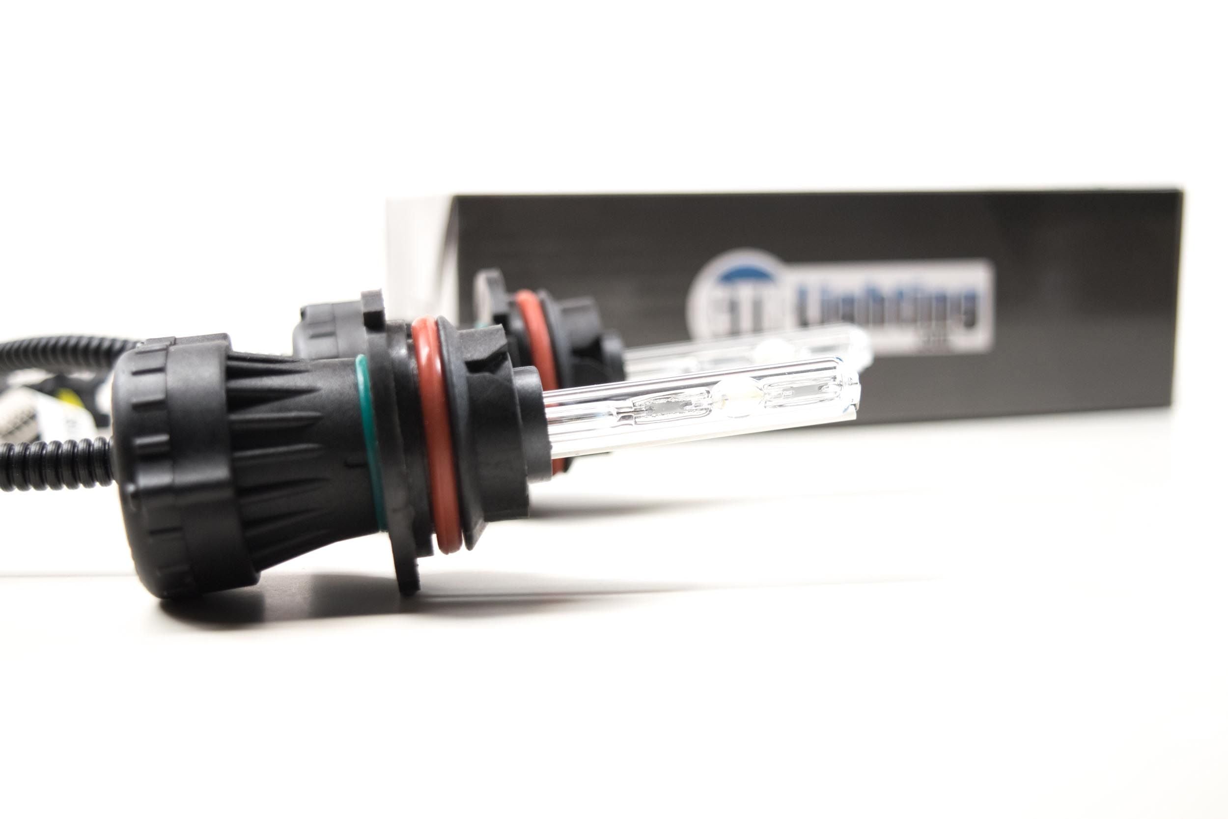 9004/9007 Bi-Xenon: GTR 4300K HID Bulbs (Pair) GTR.N.007 | GarageAndFab.com