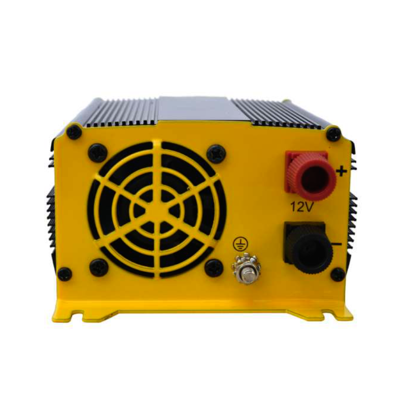 Go Power GP-400HD 400W Heavy Duty Modified Sine Wave Inverter | GarageAndFab.com | Munro Industries
