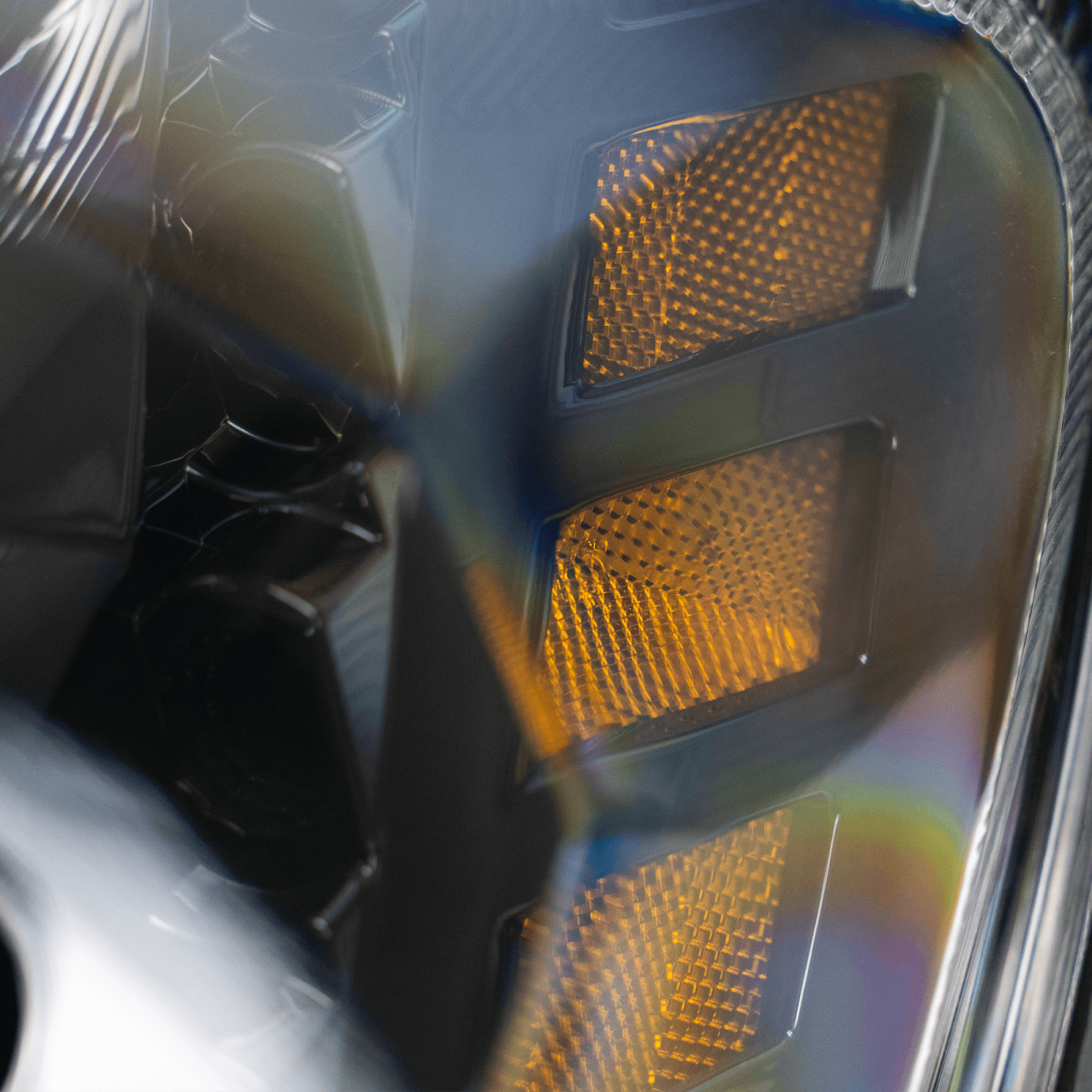 Vivid KENW-T680D Kenworth T680 Projector Led Headlights Driver 2012-2021 | GarageAndFab.com